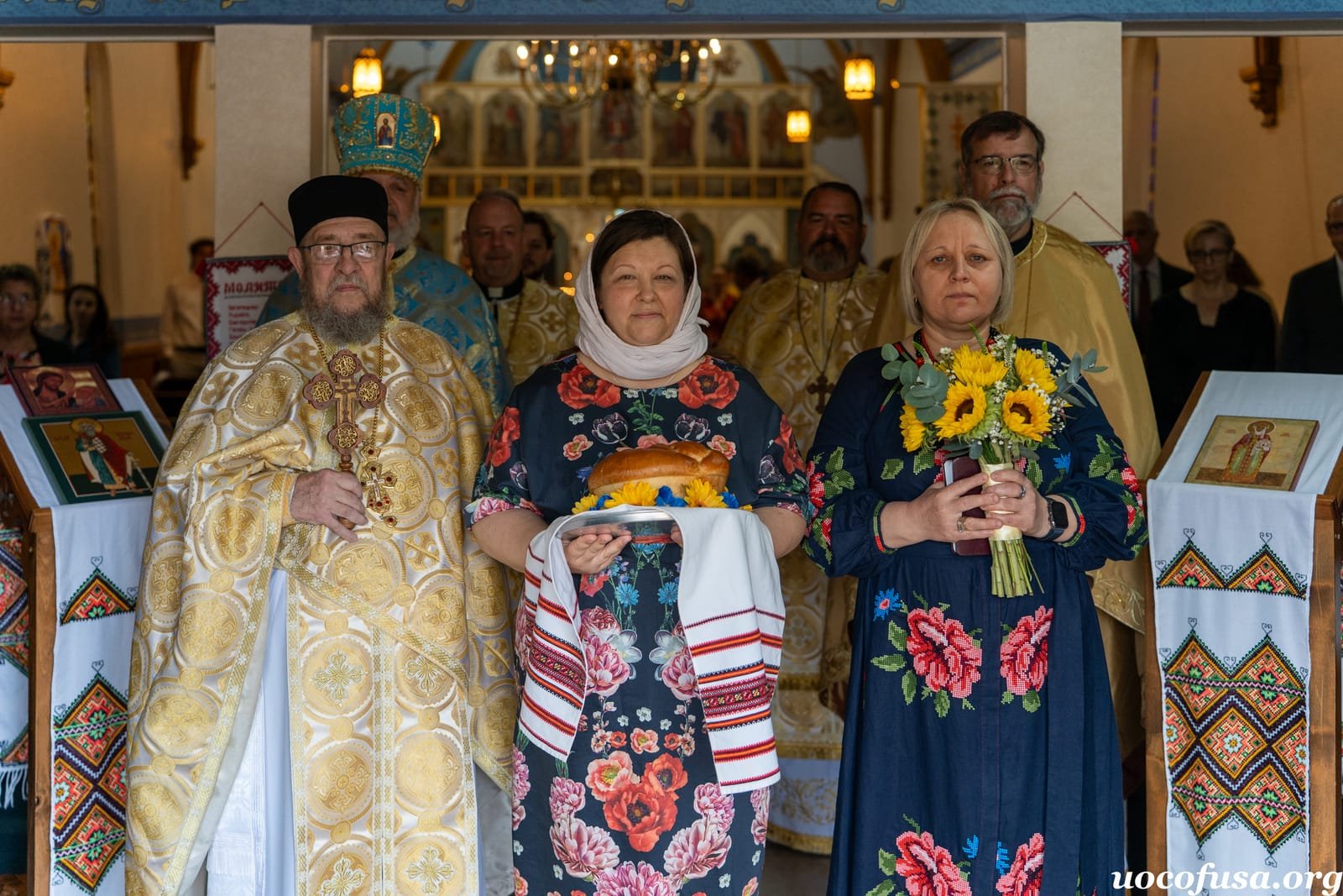 Традиційна зустріч короваєм на 100-річчя парафії в Піттсбурзі
